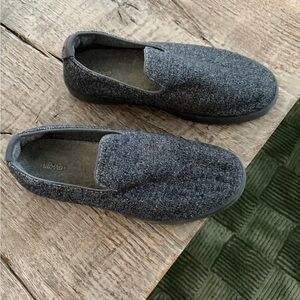 Men's Gray Slip-On Shoes